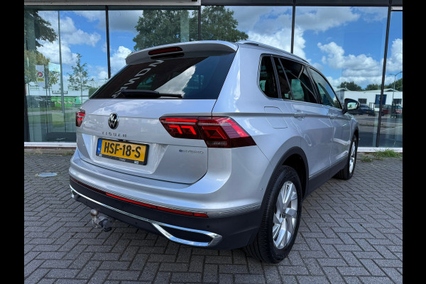 Volkswagen Tiguan 1.4 TSI eHybrid Business+ - Automaat - Panodak - Trekhaak - Camera