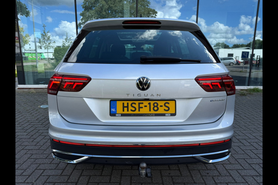 Volkswagen Tiguan 1.4 TSI eHybrid Business+ - Automaat - Panodak - Trekhaak - Camera