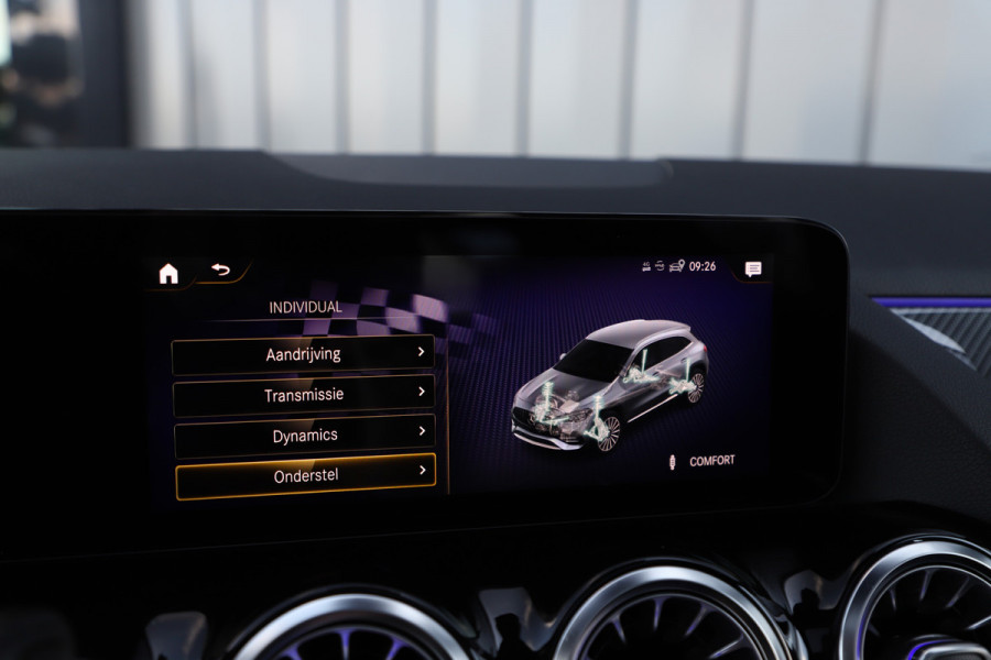 Mercedes-Benz GLA AMG 35 4MATIC Aut8 | 306PK | Pano | Adaptief-onderstel | Sfeerverlichting | Memory | Multibeam | Carbon | Standkachel | Stoelver
