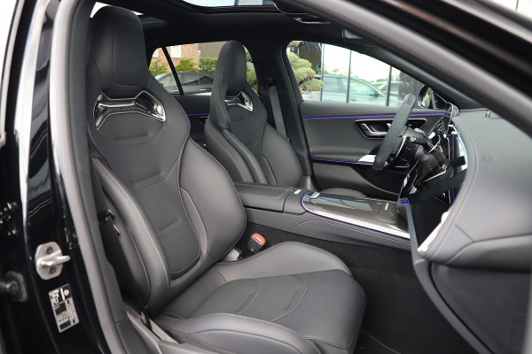 Mercedes-Benz E-Klasse Estate Estate AMG 53 Hybrid 4-MATIC+ | 612PK | Achterasbesturing | Head-up | Carbon | Burmester 4D | Keyles-go | Sfeerverlichtin Mercedes-Benz E-Klasse Estate Estate AMG 53 Hybrid 4-MATIC+ | 612PK | Achterasbesturing | Head-up | Carbon | Burmester 4D | Keyles-go | Sfeerverlichtin