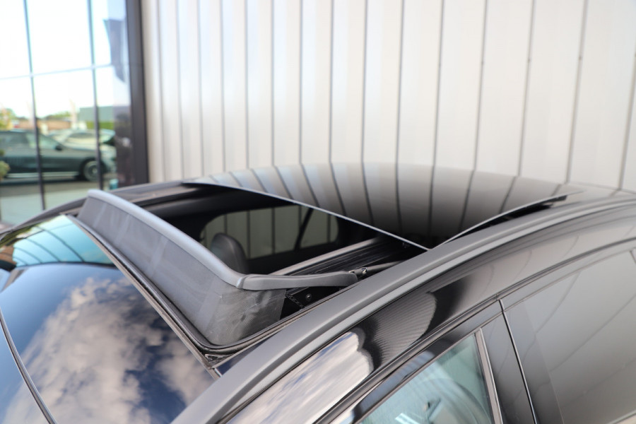 Mercedes-Benz E-Klasse Estate Estate AMG 53 Hybrid 4-MATIC+ | 612PK | Achterasbesturing | Head-up | Carbon | Burmester 4D | Keyles-go | Sfeerverlichtin Mercedes-Benz E-Klasse Estate Estate AMG 53 Hybrid 4-MATIC+ | 612PK | Achterasbesturing | Head-up | Carbon | Burmester 4D | Keyles-go | Sfeerverlichtin