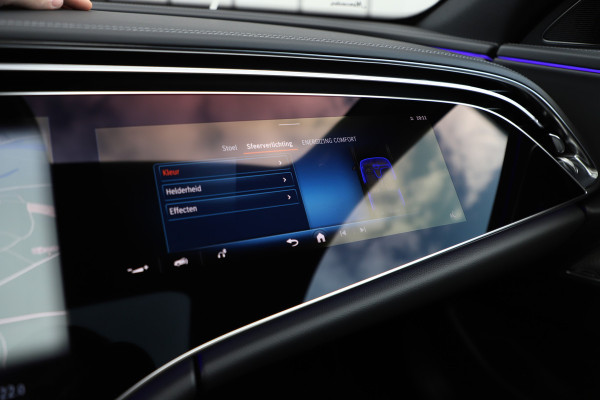 Mercedes-Benz E-Klasse Estate Estate AMG 53 Hybrid 4-MATIC+ | 612PK | Achterasbesturing | Head-up | Carbon | Burmester 4D | Keyles-go | Sfeerverlichtin Mercedes-Benz E-Klasse Estate Estate AMG 53 Hybrid 4-MATIC+ | 612PK | Achterasbesturing | Head-up | Carbon | Burmester 4D | Keyles-go | Sfeerverlichtin