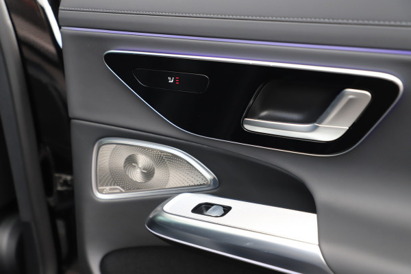 Mercedes-Benz E-Klasse Estate Estate AMG 53 Hybrid 4-MATIC+ | 612PK | Achterasbesturing | Head-up | Carbon | Burmester 4D | Keyles-go | Sfeerverlichtin Mercedes-Benz E-Klasse Estate Estate AMG 53 Hybrid 4-MATIC+ | 612PK | Achterasbesturing | Head-up | Carbon | Burmester 4D | Keyles-go | Sfeerverlichtin