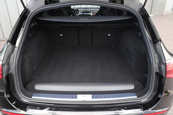 Mercedes-Benz E-Klasse Estate Estate AMG 53 Hybrid 4-MATIC+ | 612PK | Achterasbesturing | Head-up | Carbon | Burmester 4D | Keyles-go | Sfeerverlichtin Mercedes-Benz E-Klasse Estate Estate AMG 53 Hybrid 4-MATIC+ | 612PK | Achterasbesturing | Head-up | Carbon | Burmester 4D | Keyles-go | Sfeerverlichtin