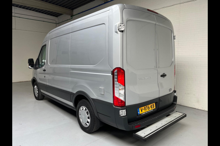 Ford Transit Achterwiel aandrijving Volledig ingerichte Servicewagen 350 2.0 TDCI 130pk euro6 L2H2 Trend 3Persoons RIJKLAARPRIJS!