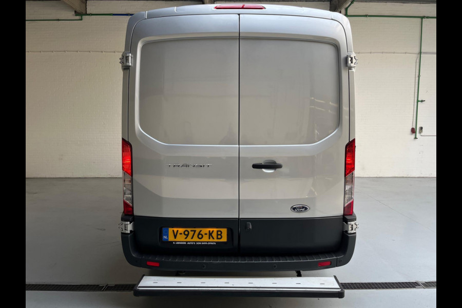 Ford Transit Achterwiel aandrijving Volledig ingerichte Servicewagen 350 2.0 TDCI 130pk euro6 L2H2 Trend 3Persoons RIJKLAARPRIJS!