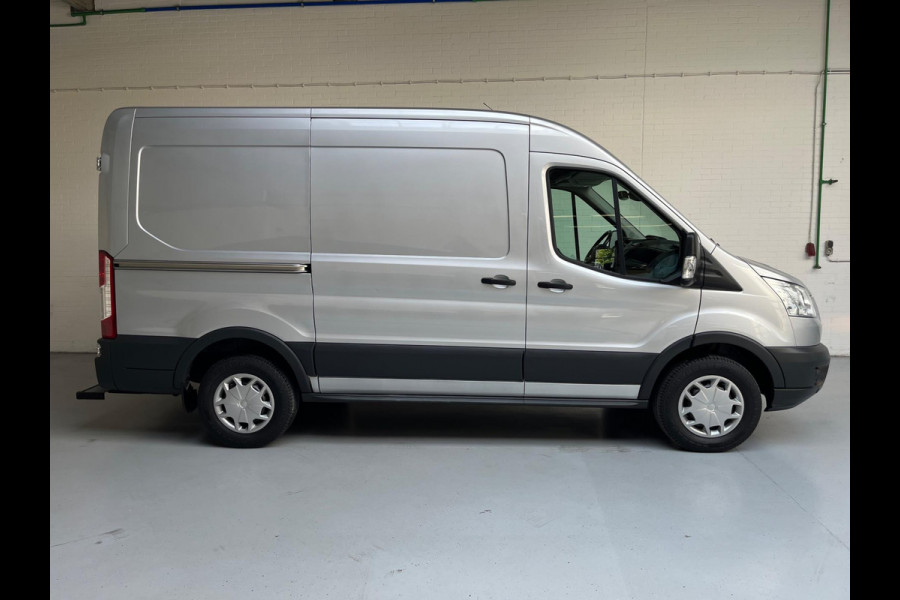 Ford Transit Achterwiel aandrijving Volledig ingerichte Servicewagen 350 2.0 TDCI 130pk euro6 L2H2 Trend 3Persoons RIJKLAARPRIJS!