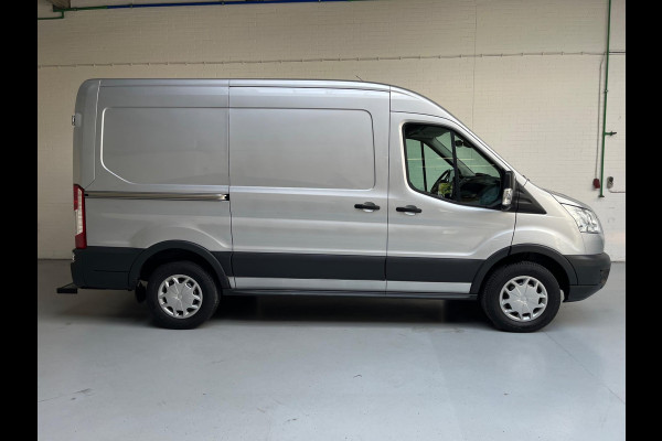 Ford Transit Achterwiel aandrijving Volledig ingerichte Servicewagen 350 2.0 TDCI 130pk euro6 L2H2 Trend 3Persoons RIJKLAARPRIJS!