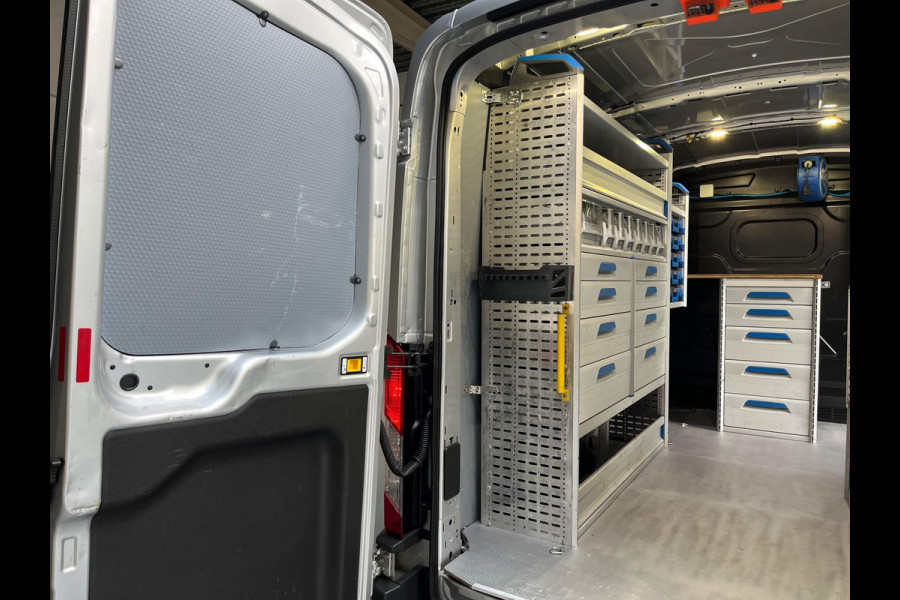Ford Transit Achterwiel aandrijving Volledig ingerichte Servicewagen 350 2.0 TDCI 130pk euro6 L2H2 Trend 3Persoons RIJKLAARPRIJS!