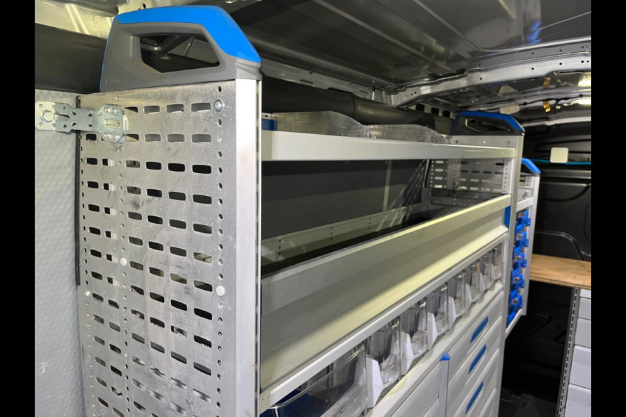 Ford Transit Achterwiel aandrijving Volledig ingerichte Servicewagen 350 2.0 TDCI 130pk euro6 L2H2 Trend 3Persoons RIJKLAARPRIJS!