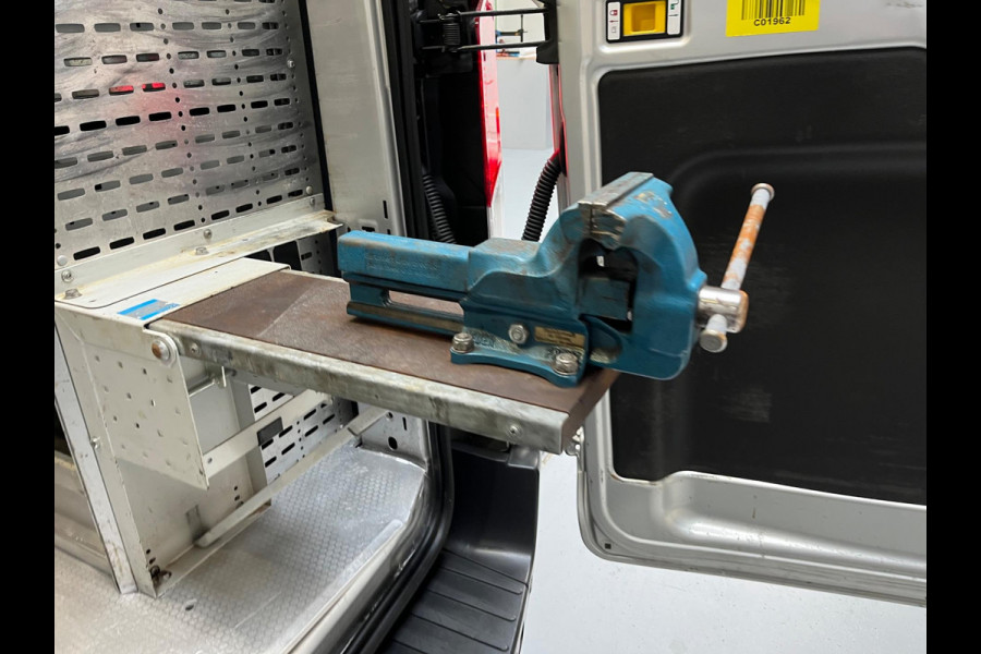Ford Transit Achterwiel aandrijving Volledig ingerichte Servicewagen 350 2.0 TDCI 130pk euro6 L2H2 Trend 3Persoons RIJKLAARPRIJS!