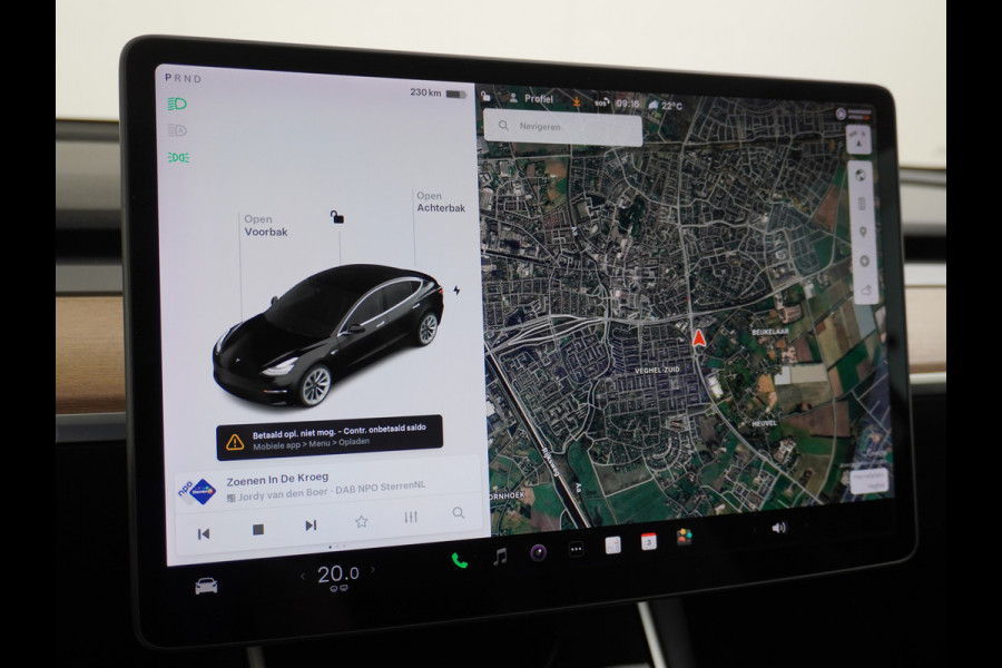 Tesla Model 3 RWD SR+ 60kWh 325PK Lmv 19" AutoPilot Leder PanoDak Adaptive-Cruise Lmv Camera's Elektr.-Stuur+Stoelen+Spiegels+Geheugen+Easy-En Navi LED Comfortstoelen ACC DAB Voorverwarmen interieur via App Keyless via Telefoonsleutel One-Pedal-Drive Origineel Nederlandse auto tot 11kw laden thuis! 1.584kg licht!