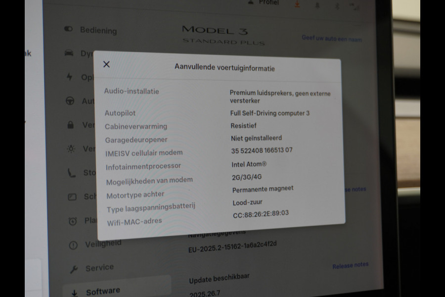Tesla Model 3 RWD SR+ 60kWh 325PK Lmv 19" AutoPilot Leder PanoDak Adaptive-Cruise Lmv Camera's Elektr.-Stuur+Stoelen+Spiegels+Geheugen+Easy-En Navi LED Comfortstoelen ACC DAB Voorverwarmen interieur via App Keyless via Telefoonsleutel One-Pedal-Drive Origineel Nederlandse auto tot 11kw laden thuis! 1.584kg licht!