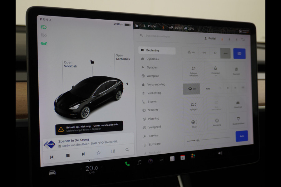 Tesla Model 3 RWD SR+ 60kWh 325PK Lmv 19" AutoPilot Leder PanoDak Adaptive-Cruise Lmv Camera's Elektr.-Stuur+Stoelen+Spiegels+Geheugen+Easy-En Navi LED Comfortstoelen ACC DAB Voorverwarmen interieur via App Keyless via Telefoonsleutel One-Pedal-Drive Origineel Nederlandse auto tot 11kw laden thuis! 1.584kg licht!
