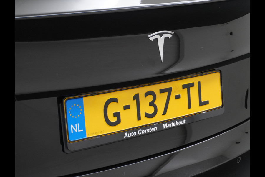 Tesla Model 3 RWD SR+ 60kWh 325PK Lmv 19" AutoPilot Leder PanoDak Adaptive-Cruise Lmv Camera's Elektr.-Stuur+Stoelen+Spiegels+Geheugen+Easy-En Navi LED Comfortstoelen ACC DAB Voorverwarmen interieur via App Keyless via Telefoonsleutel One-Pedal-Drive Origineel Nederlandse auto tot 11kw laden thuis! 1.584kg licht!