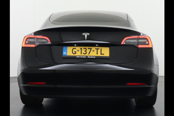 Tesla Model 3 RWD SR+ 60kWh 325PK Lmv 19" AutoPilot Leder PanoDak Adaptive-Cruise Lmv Camera's Elektr.-Stuur+Stoelen+Spiegels+Geheugen+Easy-En Navi LED Comfortstoelen ACC DAB Voorverwarmen interieur via App Keyless via Telefoonsleutel One-Pedal-Drive Origineel Nederlandse auto tot 11kw laden thuis! 1.584kg licht!