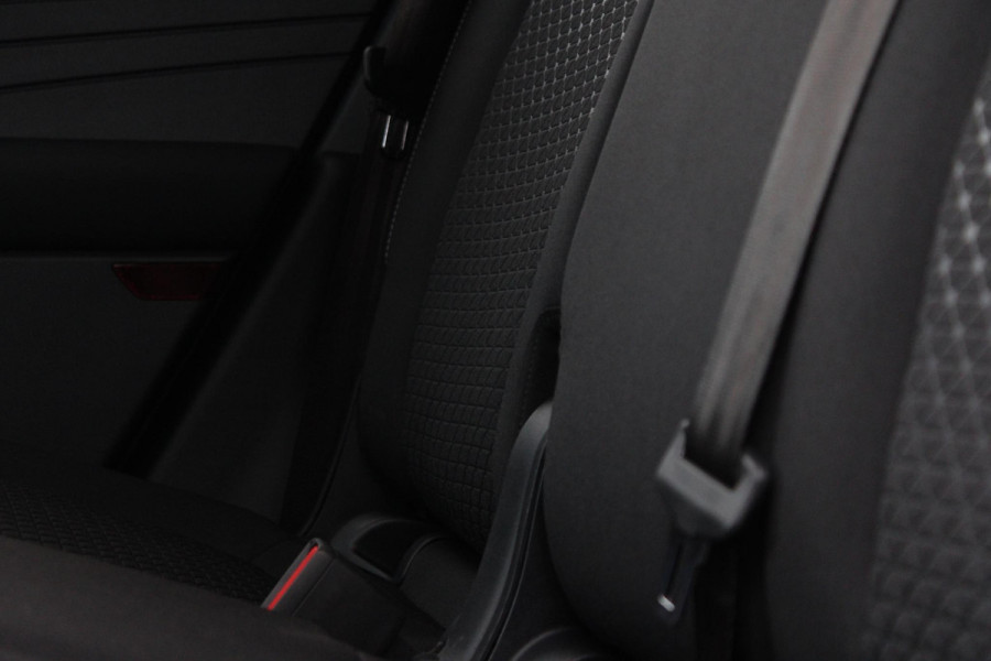 Ford Kuga 2.5 PHEV Titanium 243pk |  Driver Assistance Pack | Winterpack | Wegklapbare Trekhaak | 18 inch Licht metalen velgen