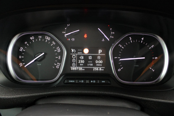 Peugeot Expert 227S 2.0 BlueHDI 180 Premium Pack