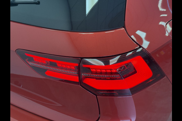 Volkswagen Golf 2.0 TSI GTI Parkeerassistent Keyless Go/Start HUD Volkswagen Golf 2.0 TSI GTI Parkeerassistent Keyless Go/Start HUD