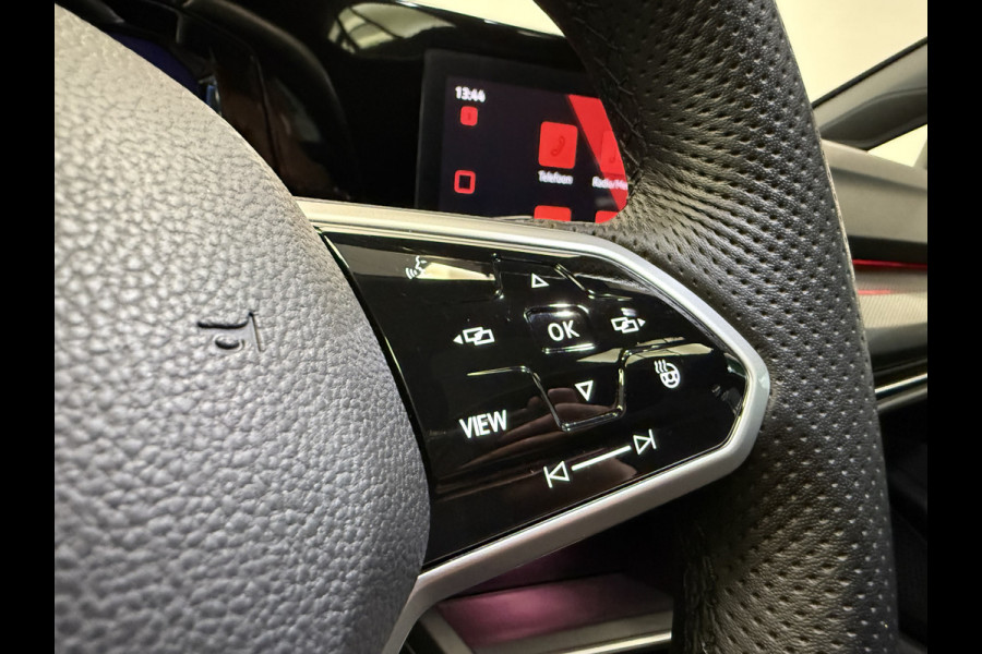 Volkswagen Golf 2.0 TSI GTI Parkeerassistent Keyless Go/Start HUD Volkswagen Golf 2.0 TSI GTI Parkeerassistent Keyless Go/Start HUD