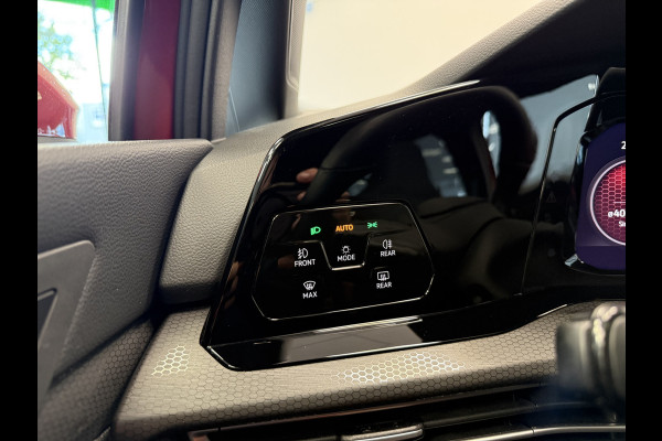 Volkswagen Golf 2.0 TSI GTI Parkeerassistent Keyless Go/Start HUD Volkswagen Golf 2.0 TSI GTI Parkeerassistent Keyless Go/Start HUD