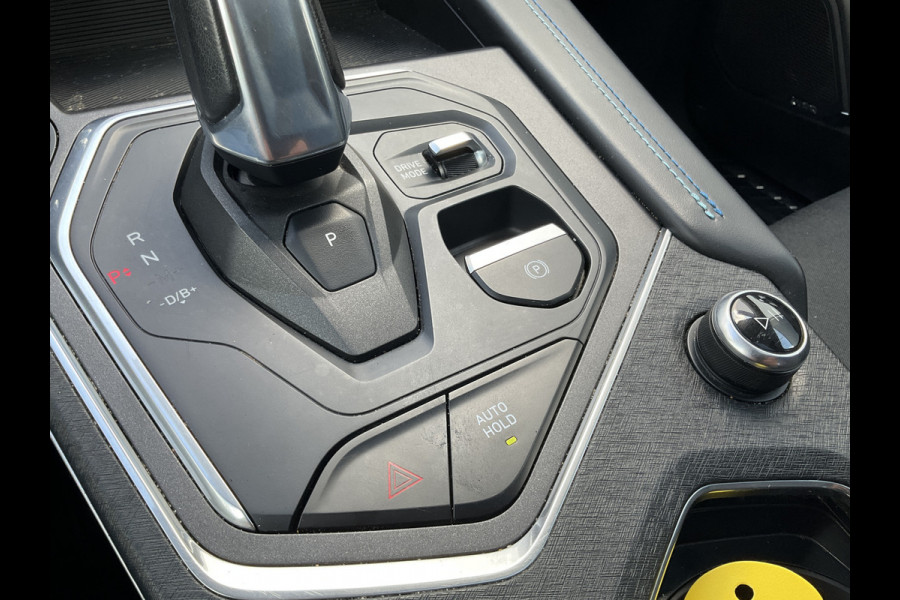Lynk & Co 01 1.5 PHEV Carplay Pano.dak Adapt.Cruise Hoge zit vol opties!