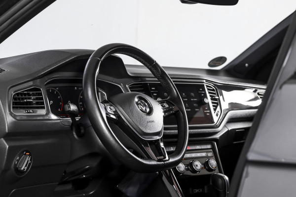 Volkswagen T-Roc 2.0 TSI 190 PK 4Motion Sport - Automaat Orig. NL | S/K-Panodak | Afn. Trekhaak | Adapt. Cruise | Stoelverw. | PDC | NAV + App. Connect | ECC | DAB | LM 17" |