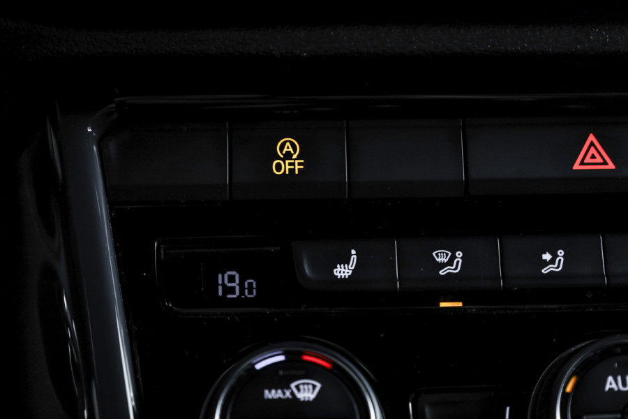 Volkswagen T-Roc 2.0 TSI 190 PK 4Motion Sport - Automaat Orig. NL | S/K-Panodak | Afn. Trekhaak | Adapt. Cruise | Stoelverw. | PDC | NAV + App. Connect | ECC | DAB | LM 17" |