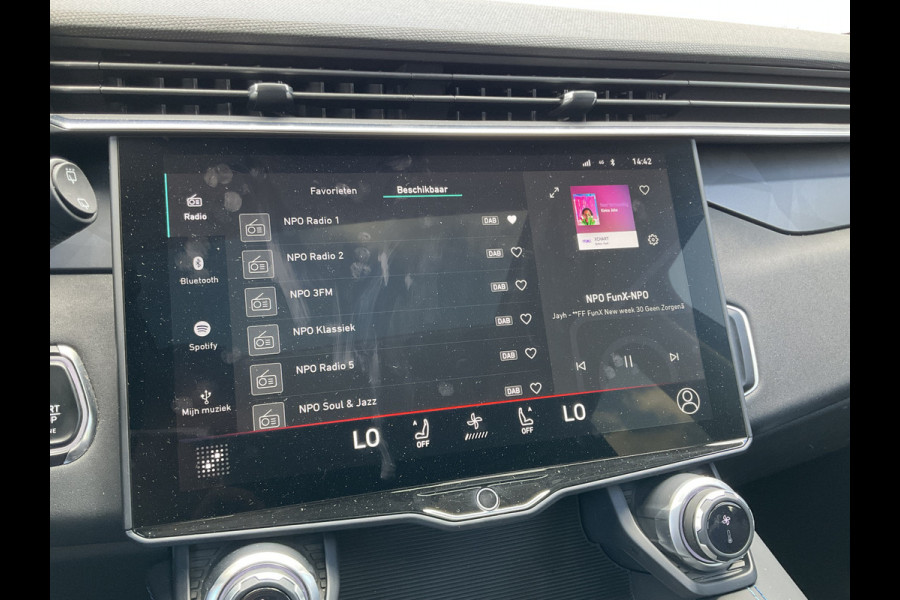 Lynk & Co 01 1.5 PHEV Pano 360° Cam Keyless Stoelverw Pano Carplay