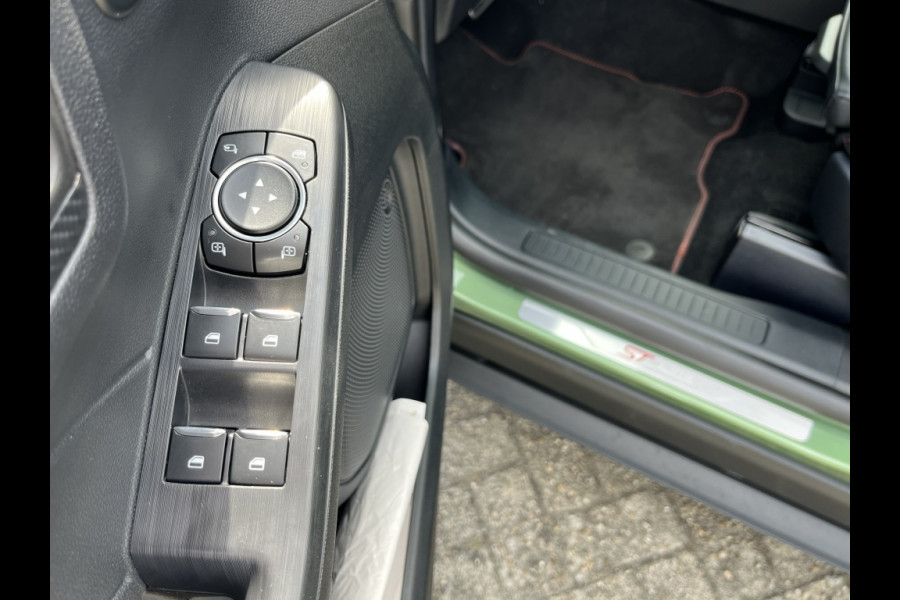 Ford Kuga 2.5 PHEV ST-Line X TREKHAAK! PANODAK! TECHPACK! WINTERPACK!