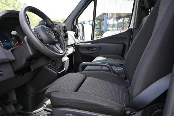 Mercedes-Benz Sprinter 317 CDI L2H1 RWD MBUX met navigatie en camera, Geveerde stoel, Brake assyst, Etc.
