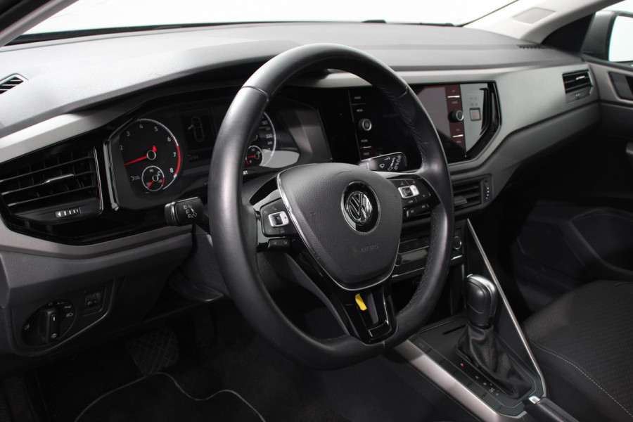 Volkswagen Polo 1.0 TSI DSG Comfortline | Navigatie | App Connect / Apple Carplay / Android Auto | Climate Control | Stoelverwarming | Extra Getint glas
