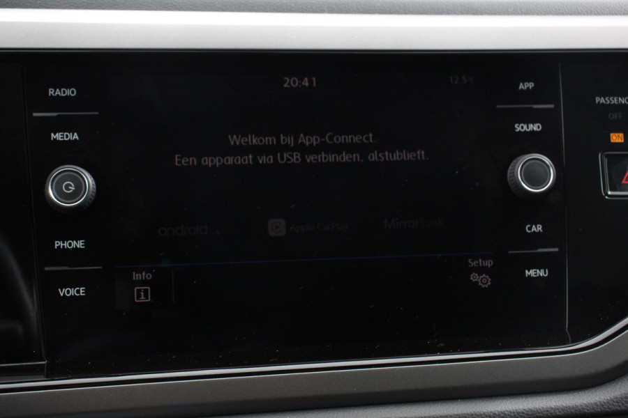 Volkswagen Polo 1.0 TSI DSG Comfortline | Navigatie | App Connect / Apple Carplay / Android Auto | Climate Control | Stoelverwarming | Extra Getint glas