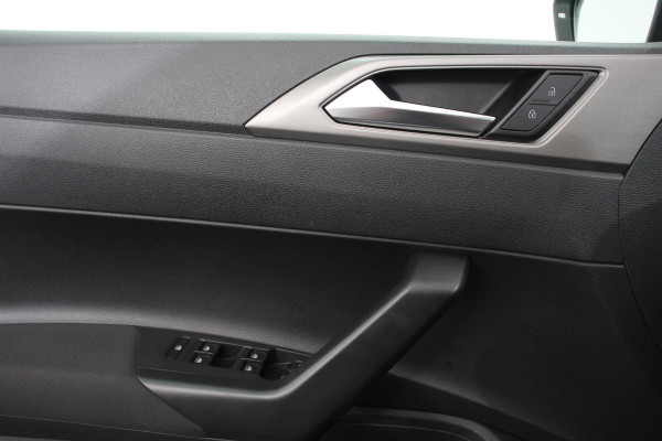 Volkswagen Polo 1.0 TSI DSG Comfortline | Navigatie | App Connect / Apple Carplay / Android Auto | Climate Control | Stoelverwarming | Extra Getint glas