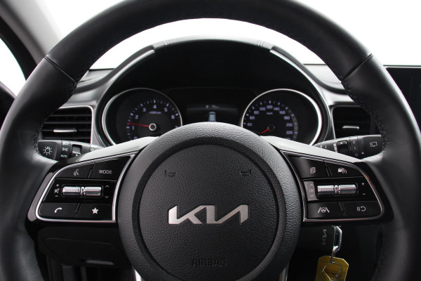Kia Ceed Sportswagon 1.0 T-GDi Prestige | Navigatie | Apple Carplay/Android Auto | Climate Control | Cruise Control | Lane Assist | Stoel/Stuurverwarming | Privacy Glass | Camera