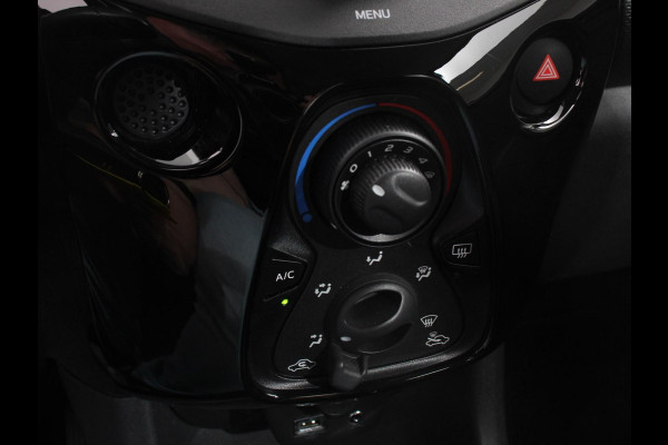 Citroën C1 1.0 VTi Feel | Airco | Bluetooth | Led | DAB | 5 deurs Citroën C1 1.0 VTi Feel | Airco | Bluetooth | Led | DAB | 5 deurs