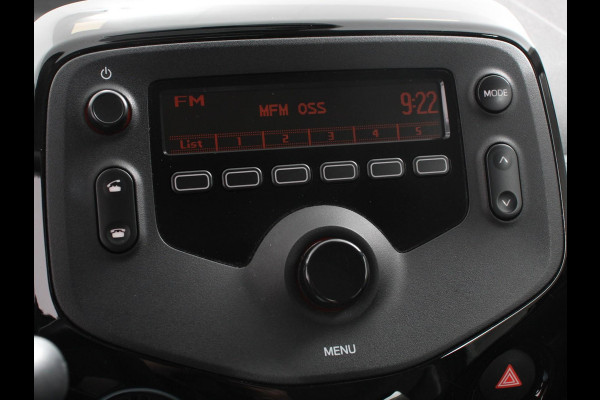 Citroën C1 1.0 VTi Feel | Airco | Bluetooth | Led | DAB | 5 deurs Citroën C1 1.0 VTi Feel | Airco | Bluetooth | Led | DAB | 5 deurs