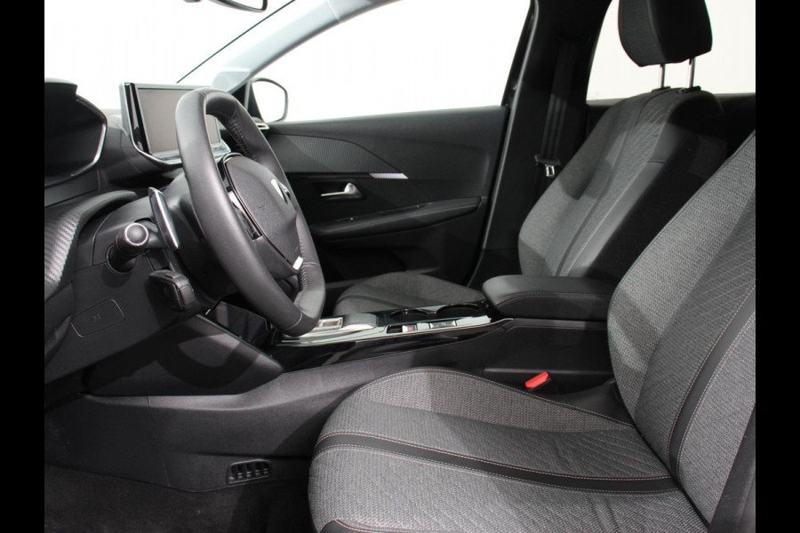 Peugeot 208 Hybrid 100 Automaat Allure Navigatie Apple Carplay/ Android Auto Camera Parkeersensoren Adaptive Cruise Control Stoelverwarming Ledverlichting Climate control