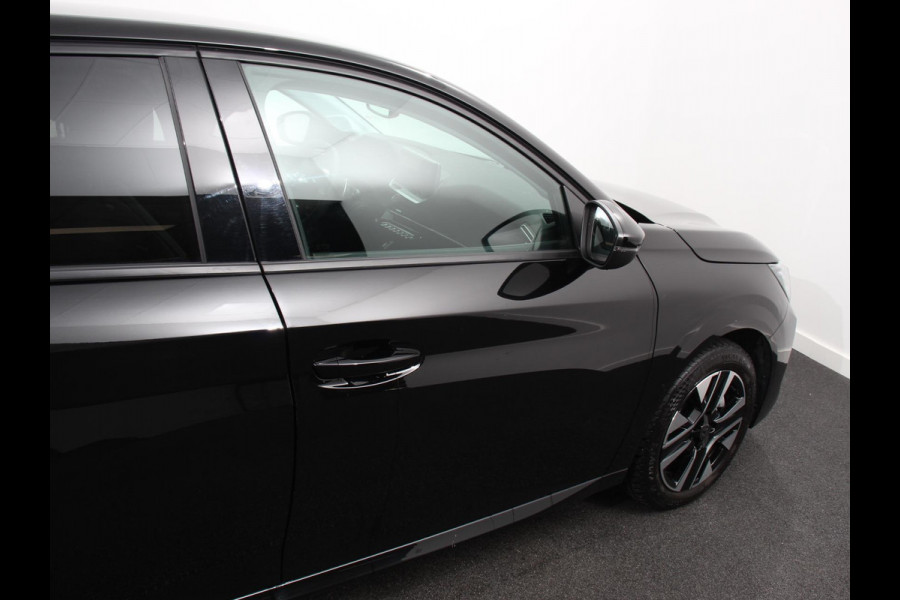 Peugeot 208 Hybrid 100 Automaat Allure Navigatie Apple Carplay/ Android Auto Camera Parkeersensoren Adaptive Cruise Control Stoelverwarming Ledverlichting Climate control