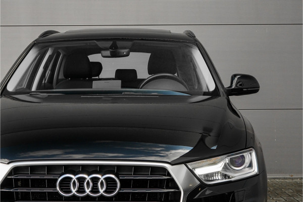 Audi Q3 1.4 TFSI S-Line Pano Xenon Trekhaak