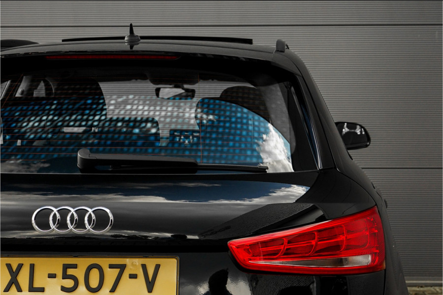 Audi Q3 1.4 TFSI S-Line Pano Xenon Trekhaak
