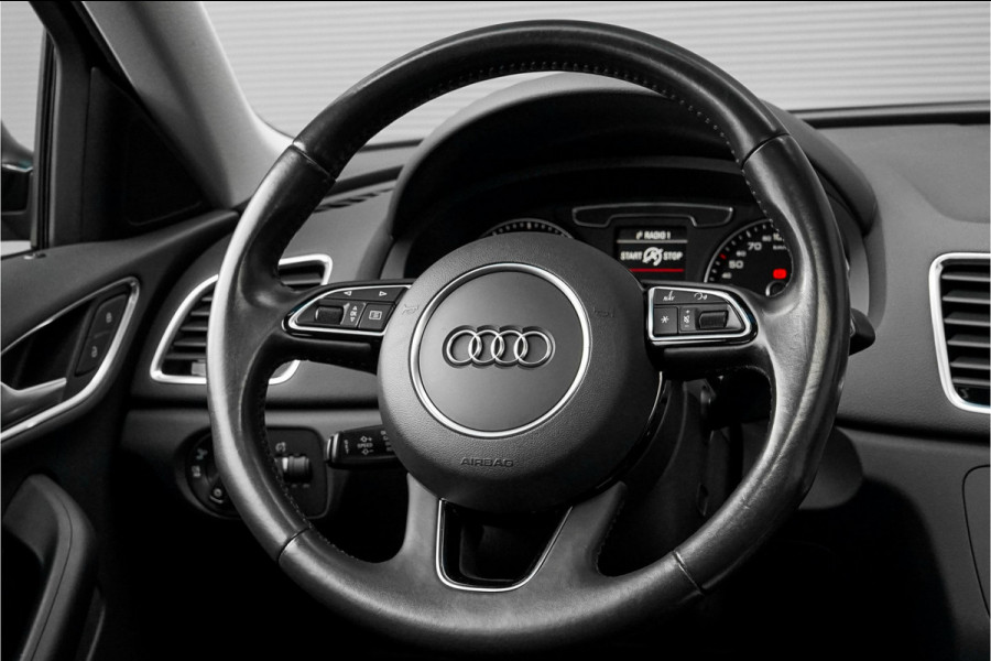 Audi Q3 1.4 TFSI S-Line Pano Xenon Trekhaak
