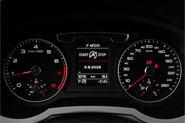 Audi Q3 1.4 TFSI S-Line Pano Xenon Trekhaak