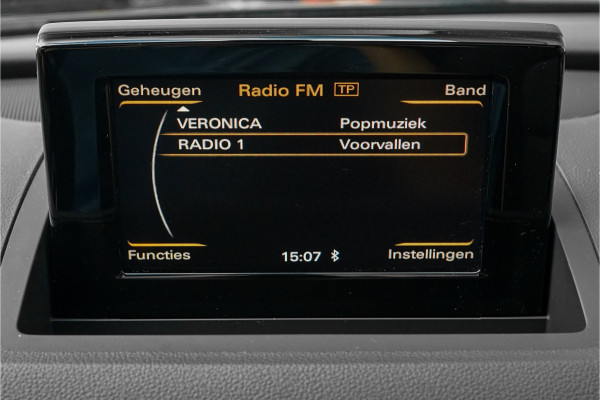 Audi Q3 1.4 TFSI S-Line Pano Xenon Trekhaak