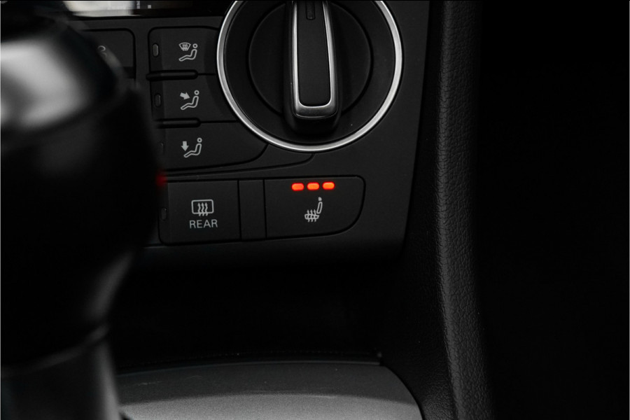 Audi Q3 1.4 TFSI S-Line Pano Xenon Trekhaak