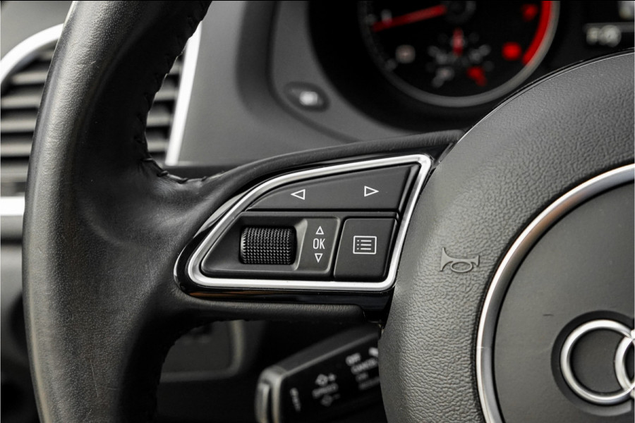 Audi Q3 1.4 TFSI S-Line Pano Xenon Trekhaak