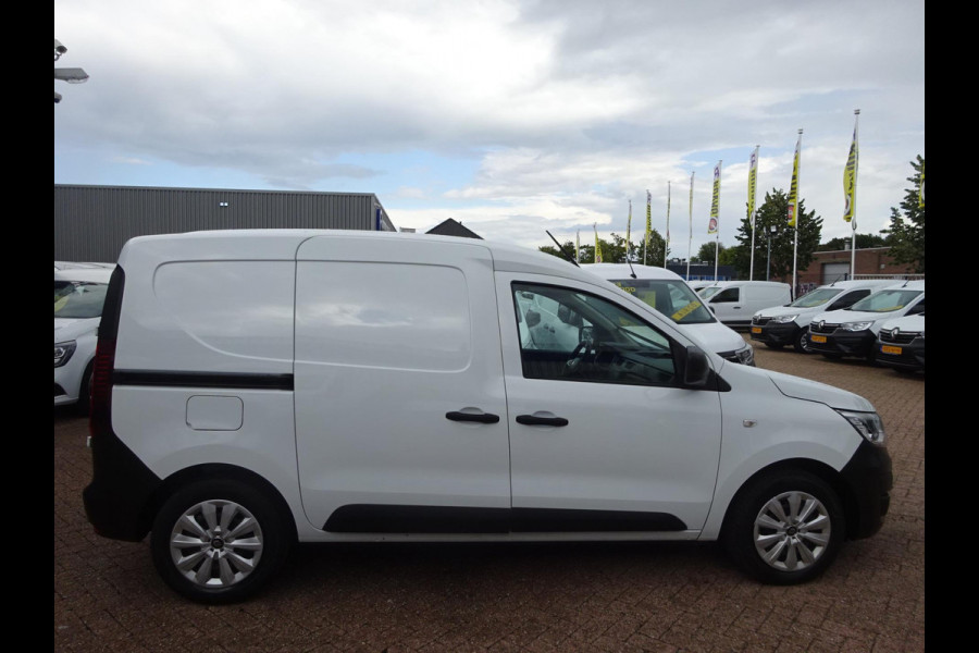 Renault Express 1.5 dCi 45 x VOORRAAD EU6 GROOT NAVI AIRCO CRUISE CONTROL PDC Renault Express 1.5 dCi 45 x VOORRAAD EU6 GROOT NAVI AIRCO CRUISE CONTROL PDC