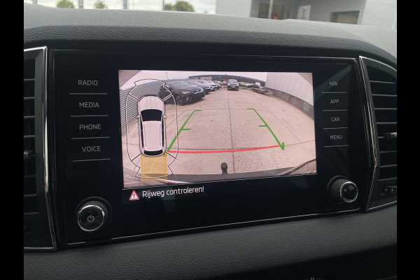 Škoda Karoq 1.5 TSI ACT Style | Elek. Trekhaak | LED | Navi | Carplay | Camera | Virtual Cockpit