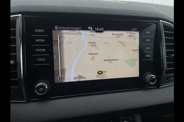 Škoda Karoq 1.5 TSI ACT Style | Elek. Trekhaak | LED | Navi | Carplay | Camera | Virtual Cockpit