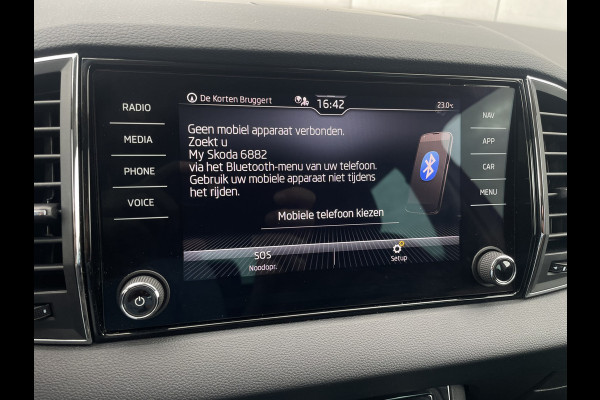 Škoda Karoq 1.5 TSI ACT Style | Elek. Trekhaak | LED | Navi | Carplay | Camera | Virtual Cockpit